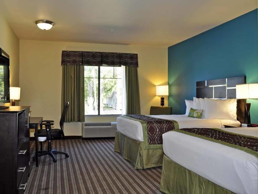 Mansfield Best Western Plus Desoto Inn & Suites מראה חיצוני תמונה